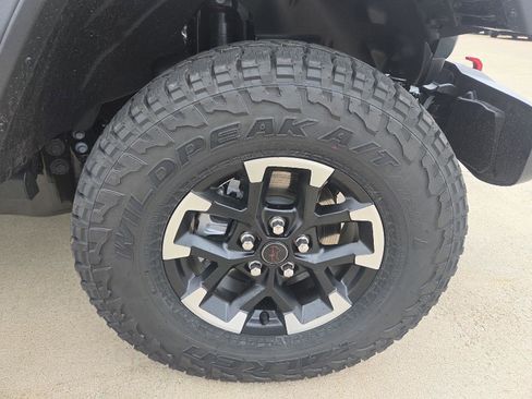 New 2026 Jeep Gladiator Rubicon w/ Steel Power Dome Hood Package image 38