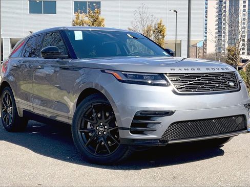 New 2026 Land Rover Range Rover Velar Dynamic SE image 2