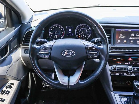 Used 2019 Hyundai Elantra Value Edition image 17