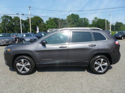 Used 2019 Jeep Cherokee Limited AWD/4WD image 12
