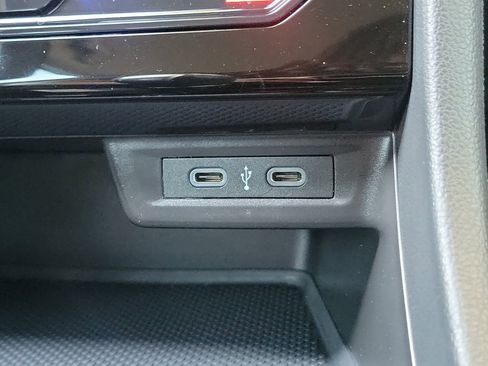 Used 2025 Volkswagen Jetta S image 31