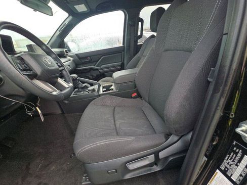 Used 2025 Toyota 4Runner SR5 AWD/4WD image 5