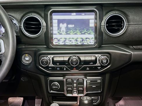 Used 2023 Jeep Wrangler Unlimited Sahara w/ Dual Top Group AWD/4WD image 11