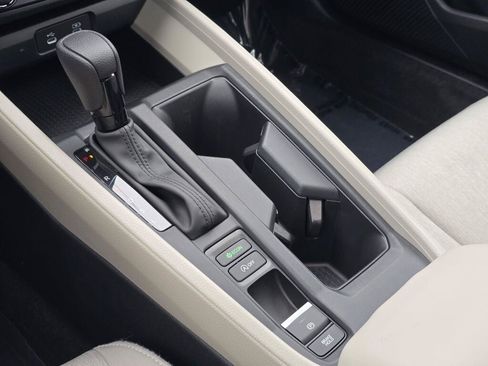 Certified 2024 Honda Accord EX image 27