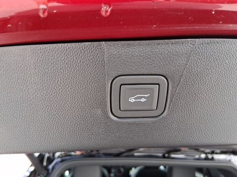 New 2025 Chevrolet Blazer RS w/ Driver Confidence II Package image 17