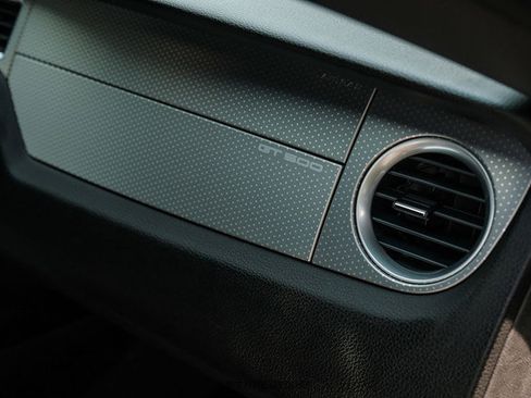 Used 2010 Ford Mustang Shelby GT500 RWD image 43