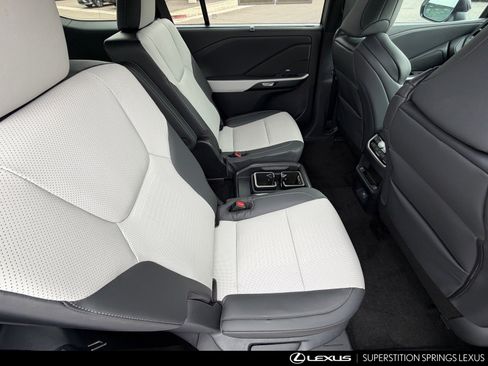 Certified 2026 Lexus TX 500h AWD w/ Technology Package image 14