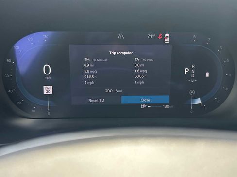 New 2025 Volvo XC60 B5 Ultra w/ Protection Package Premier image 25