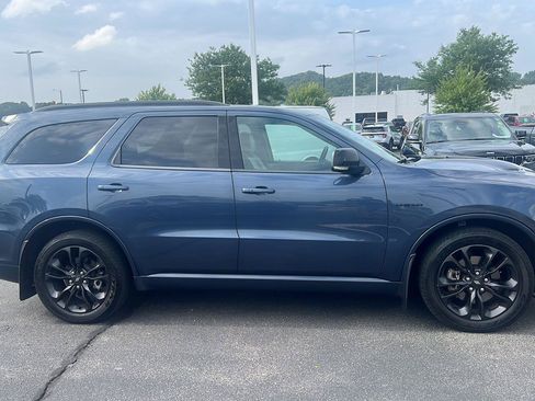 Used 2021 Dodge Durango R/T w/ Technology Group AWD/4WD image 4