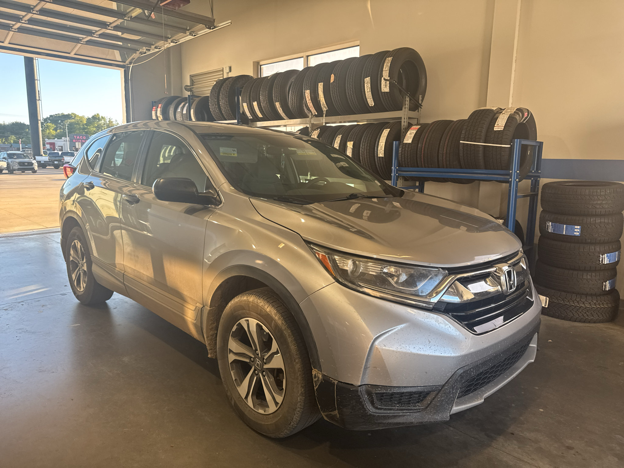 Used 2019 Honda CR-V LX image 2