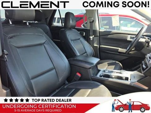Used 2023 Ford Explorer XLT w/ Equipment Group 202A AWD/4WD image 3