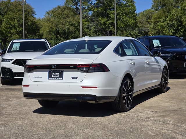 Used 2023 Honda Accord Touring image 6