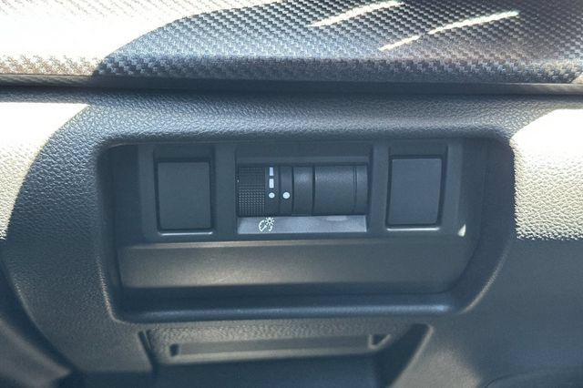Used 2025 Subaru Crosstrek 2.5i Wilderness w/ Crosstrek Mirror Package AWD/4WD image 28