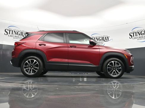 Used 2025 Chevrolet TrailBlazer LT w/ Convenience Package image 24