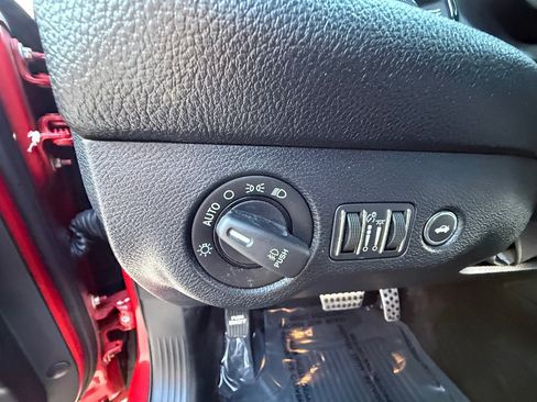 Used 2018 Dodge Challenger R/T Scat Pack w/ Leather Interior Group RWD image 20