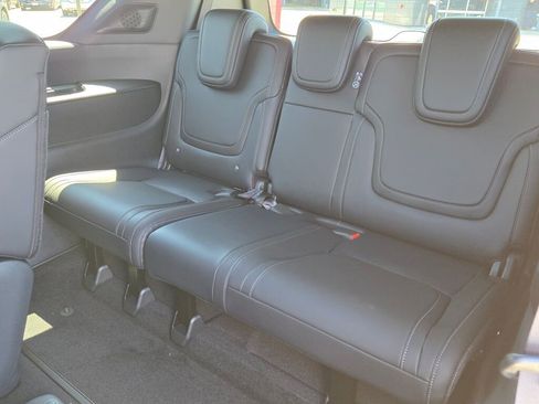 New 2025 Nissan Armada PRO-4X image 22