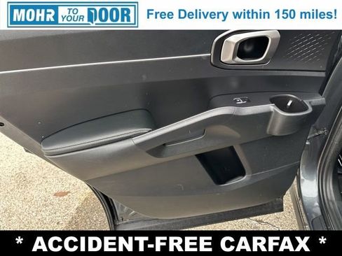 Used 2021 Kia Sorento LX image 28