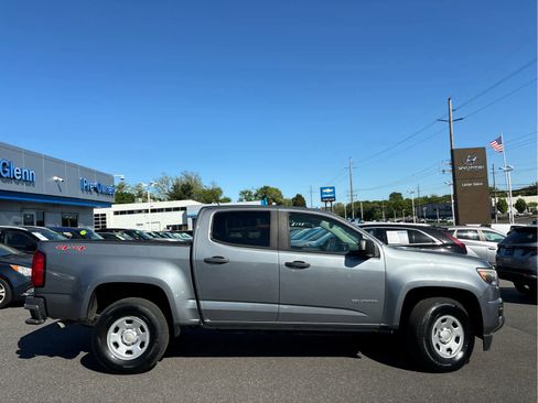 Used 2018 Chevrolet Colorado W/T w/ WT Convenience Package AWD/4WD image 3