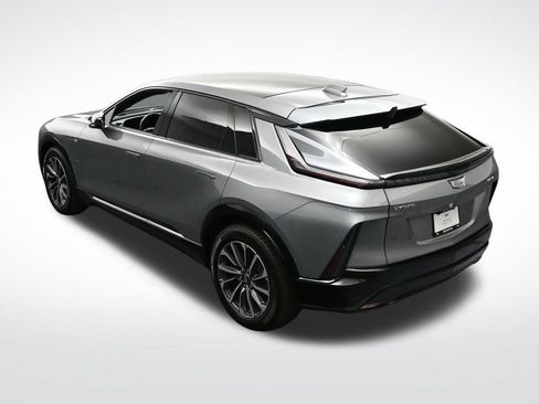 Certified 2026 Cadillac Lyriq Sport AWD/4WD image 18