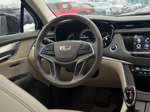 Used 2018 Cadillac XT5 Premium Luxury image 25