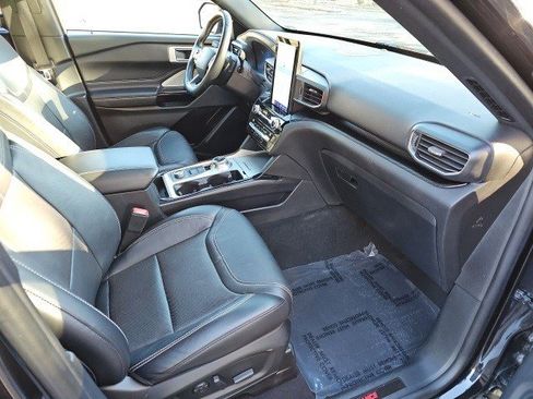 Used 2021 Ford Explorer ST w/ Equipment Group 401A image 11