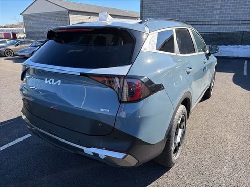 New 2026 Kia Sportage EX image 3