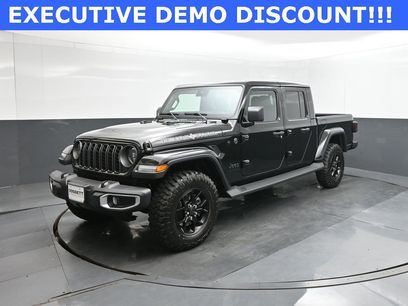 New 2025 Jeep Gladiator Sport