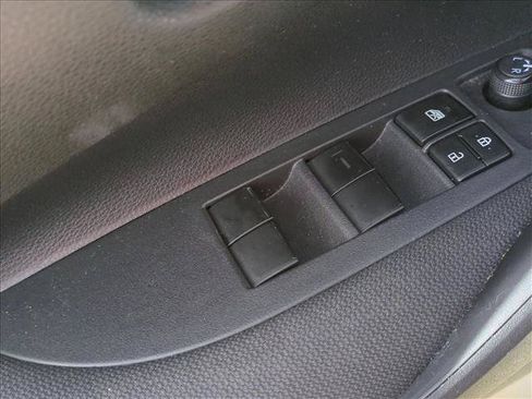 Used 2024 Toyota Corolla LE FWD image 12