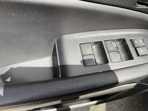 Used 2025 Honda Ridgeline TrailSport image 13