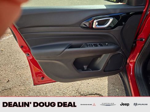 New 2026 Jeep Compass Limited AWD/4WD image 10