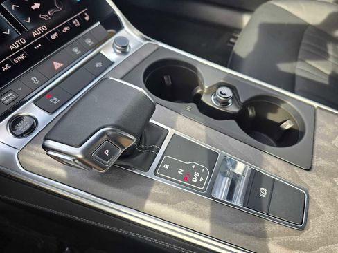 Used 2024 Audi A6 Premium Plus w/ Premium Plus Package image 32