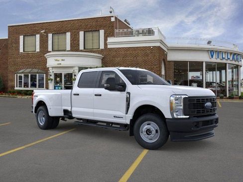New 2026 Ford F350 XL image 32
