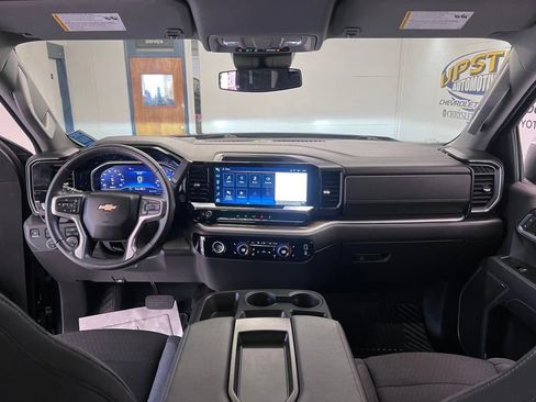 Used 2022 Chevrolet Silverado 1500 LT image 19