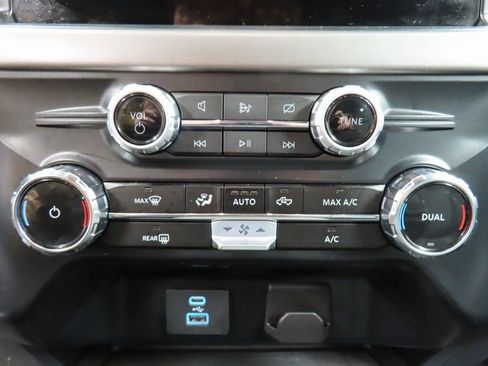 Used 2024 Ford F150 XLT w/ Tow/Haul Package image 51