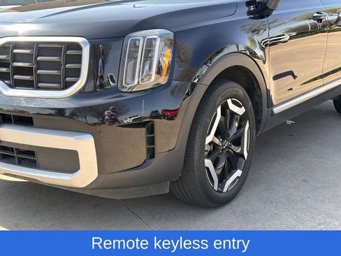 Used 2023 Kia Telluride S image 4