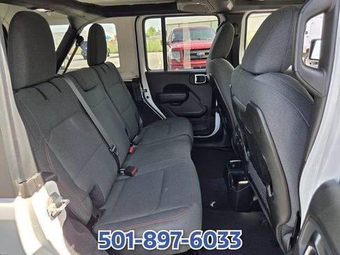 Used 2026 Jeep Wrangler Unlimited Rubicon AWD/4WD image 14