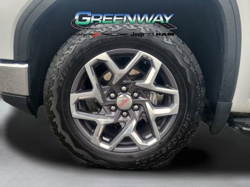 Used 2023 GMC Sierra 1500 SLT w/ SLT Premium Plus Package image 31