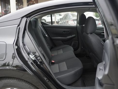 Used 2025 Nissan Sentra SV w/ Trunk Package FWD image 21