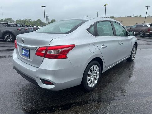 Used 2016 Nissan Sentra S FWD image 8