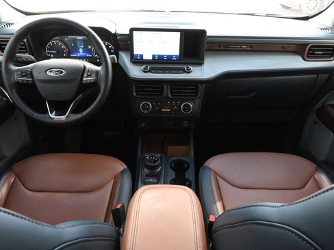 Used 2024 Ford Maverick Lariat AWD/4WD image 6