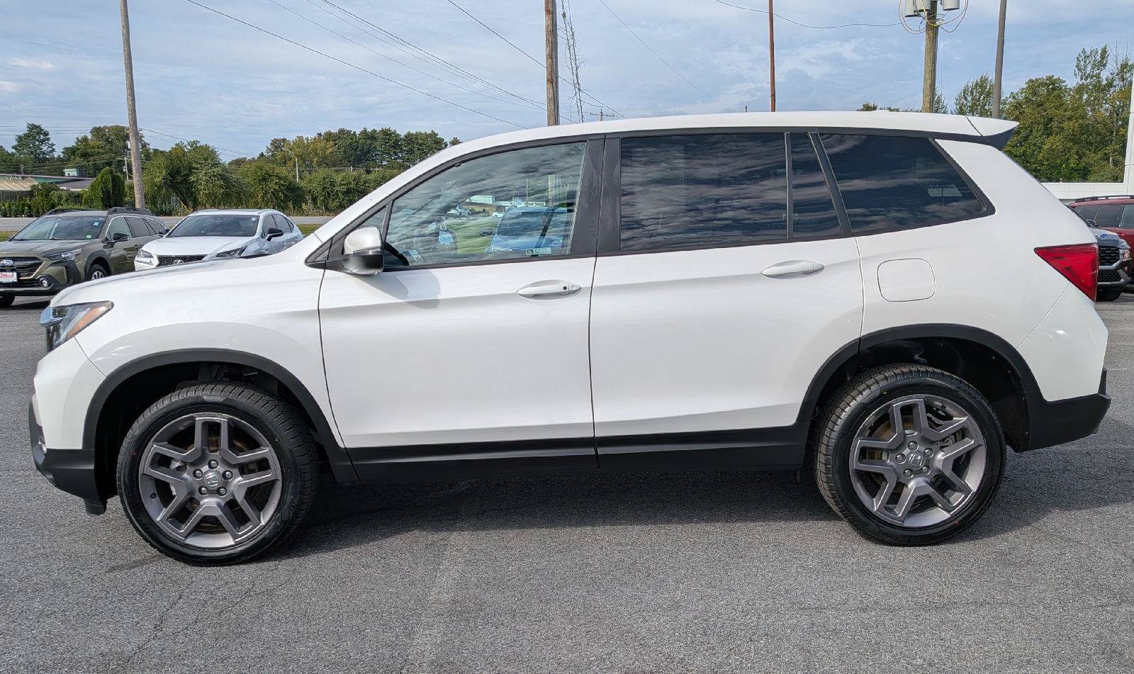 Certified 2023 Honda Passport EX-L image 6