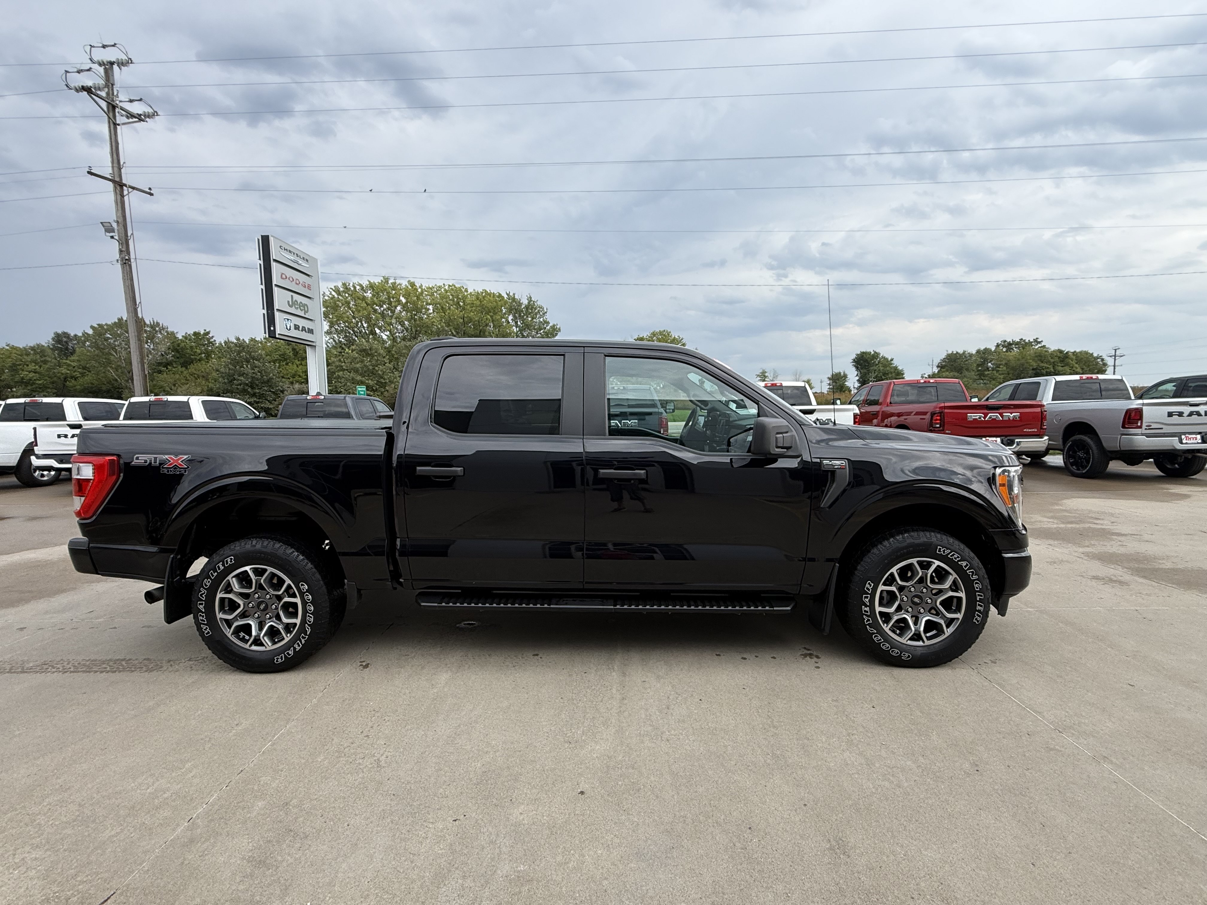 Used 2021 Ford F150 XL w/ STX Appearance Package AWD/4WD image 27