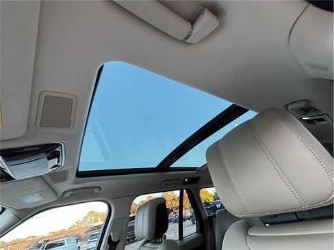 Used 2021 Land Rover Range Rover Westminster Edition image 35