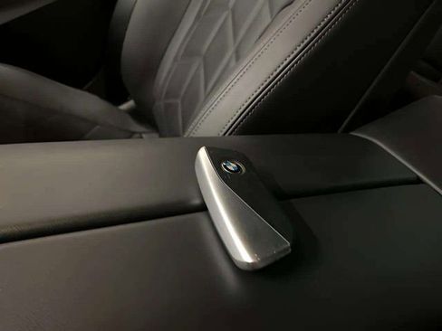 Used 2025 BMW 530i image 31