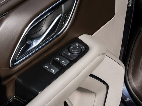 Used 2023 Chevrolet Tahoe LS RWD image 44