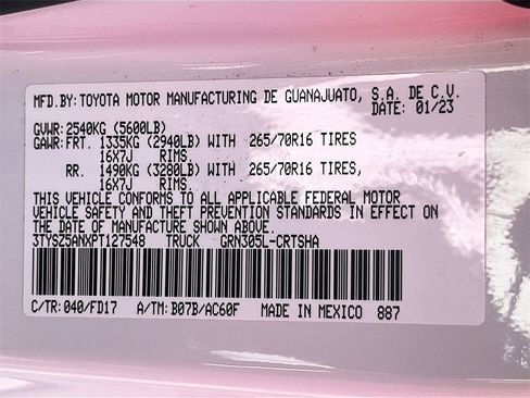 Used 2023 Toyota Tacoma TRD Off-Road image 29