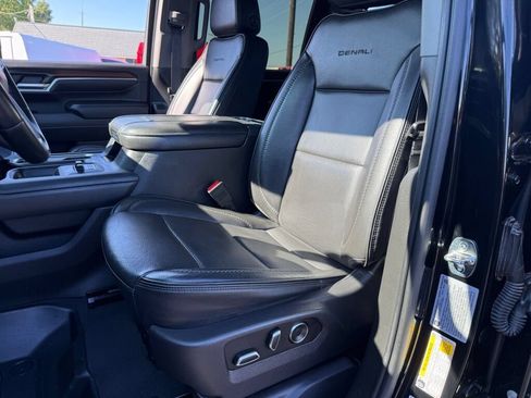 Certified 2024 GMC Sierra 3500 Denali w/ Denali Reserve Package AWD/4WD image 28