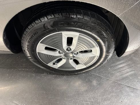 Used 2018 Kia Soul EV + image 14