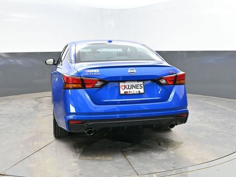 Used 2025 Nissan Altima 2.5 SR image 8