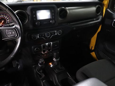 Used 2019 Jeep Wrangler Unlimited Sport S AWD/4WD image 29